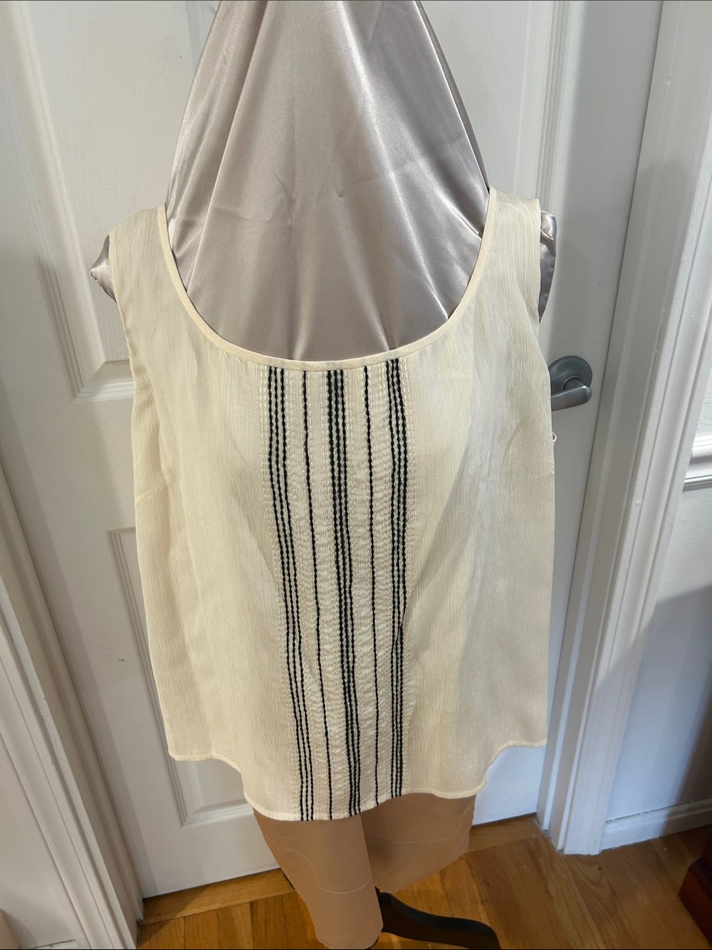 Ellen Tracy Cream Tank with Black Vertical Stitching